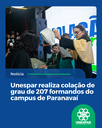 Maria Antonia Costa, diretora do campus de Paranavaí, outorga grau à representante dos formandos Maria Antonia Costa, diretora do campus de Paranavaí, outorga grau à representante dos formandos